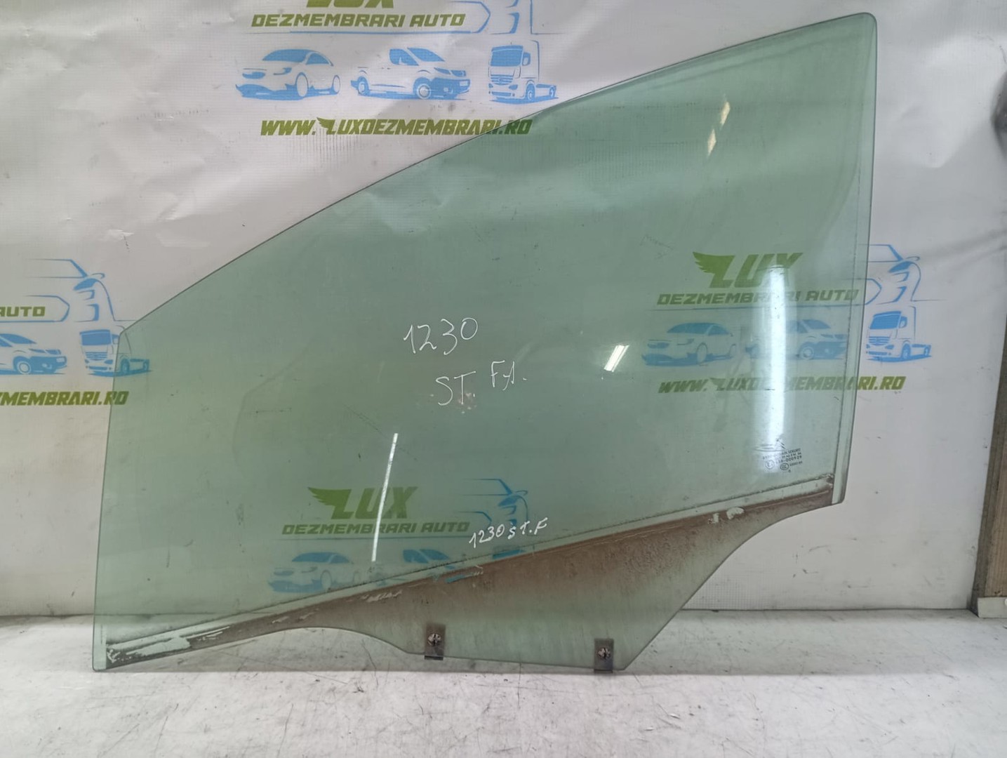 Geam stanga fata Citroen C4 1 (2004 - 2008)