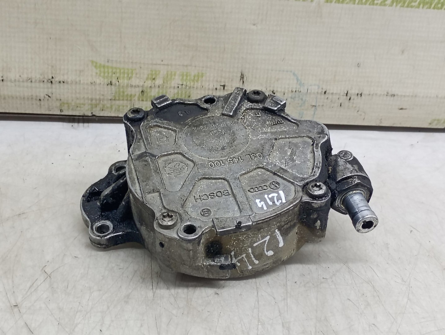 Pompa vacuum 03L145100 Volkswagen Tiguan 1 (5N) (2007 - 2011)