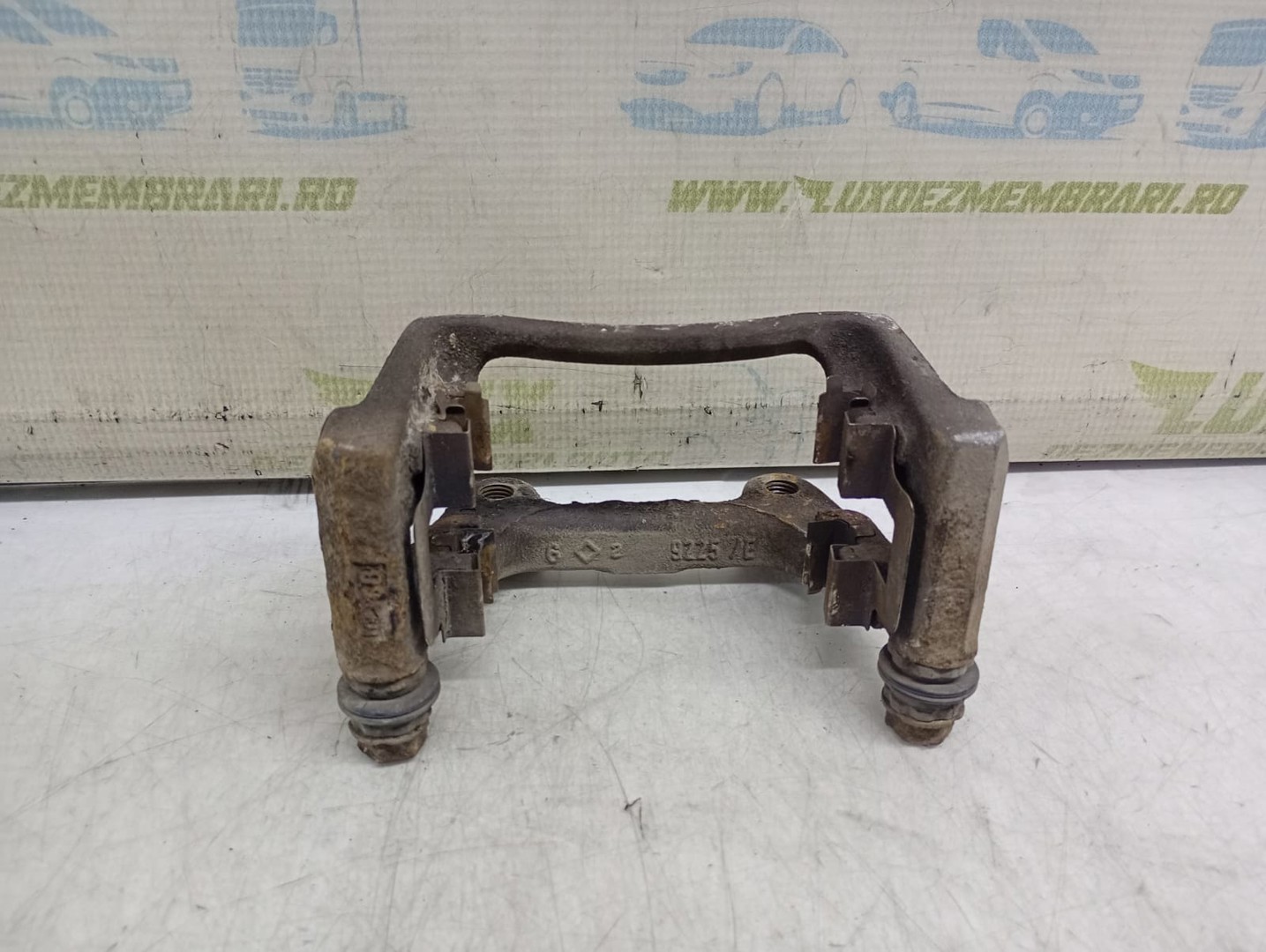 Suport etrier Volkswagen Tiguan 1 (5N) (2007 - 2011)