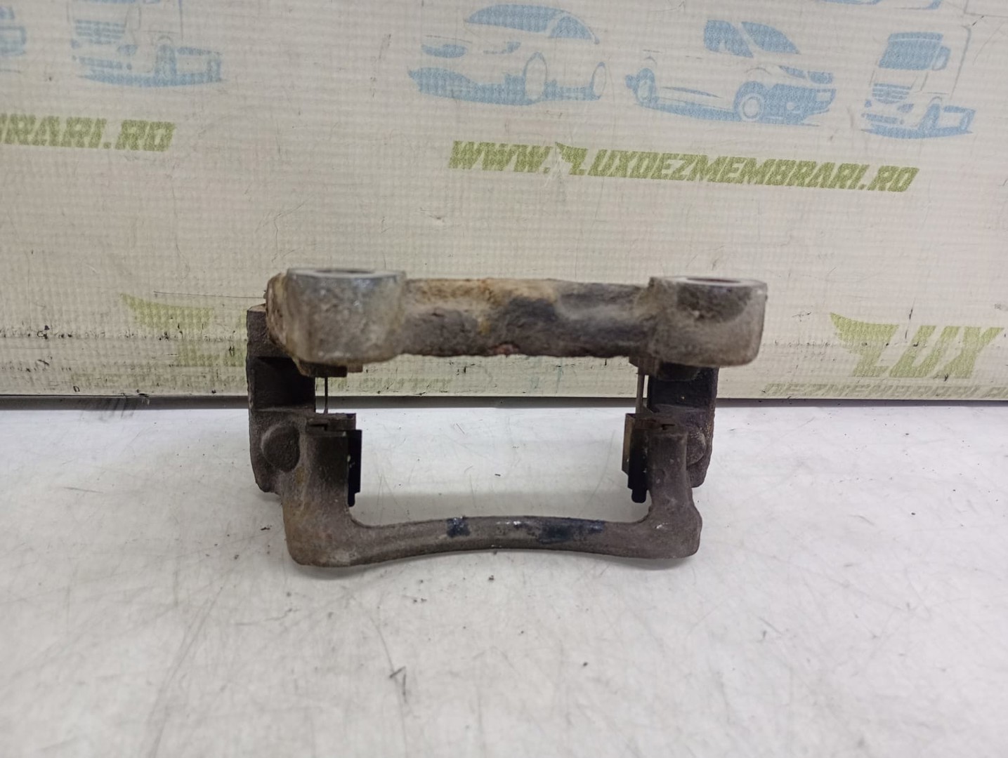 Suport etrier Volkswagen Tiguan 1 (5N) (2007 - 2011)