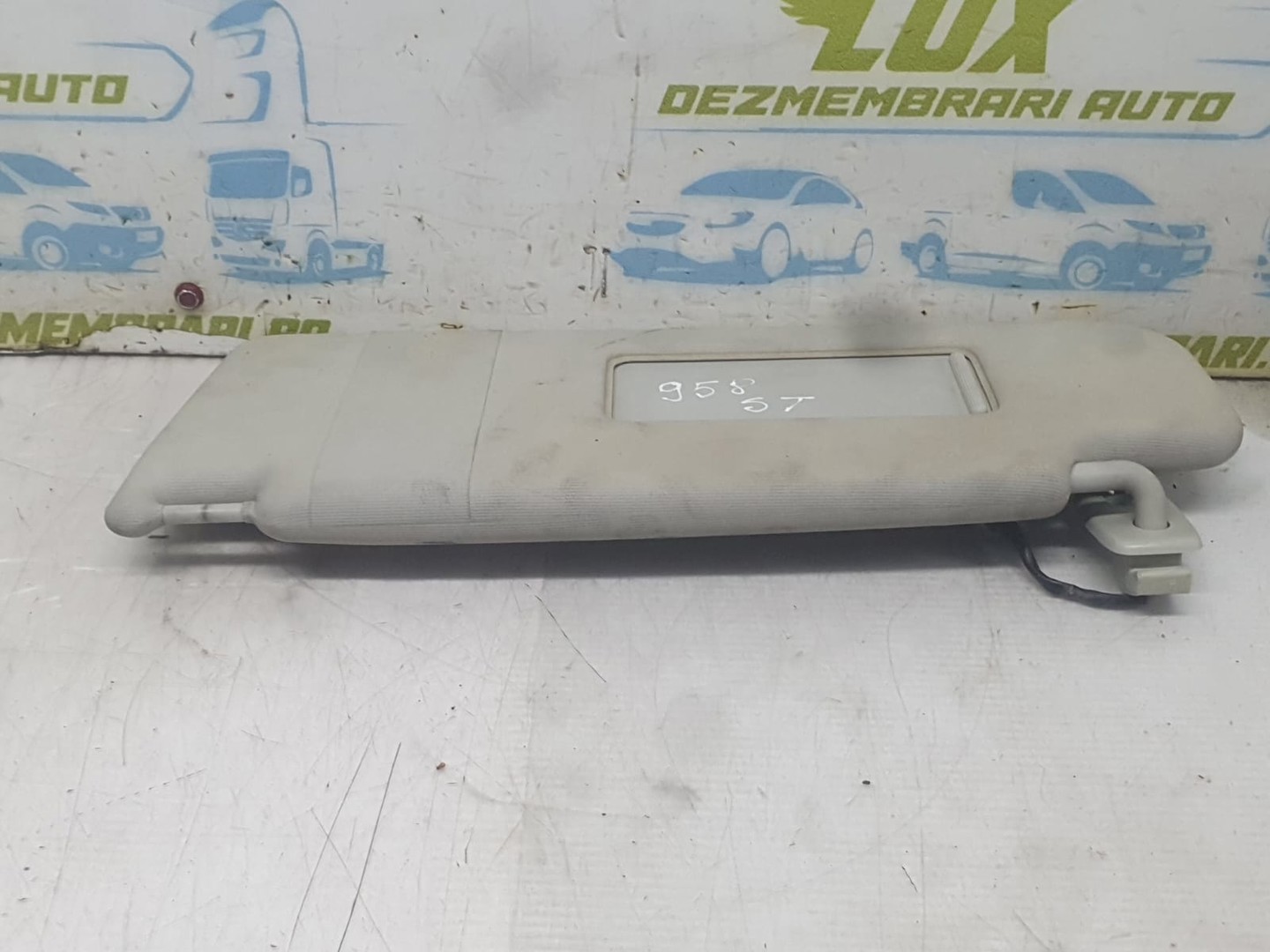Parasolar stanga 1k0857551N Volkswagen Passat B6 (2005 - 2010)