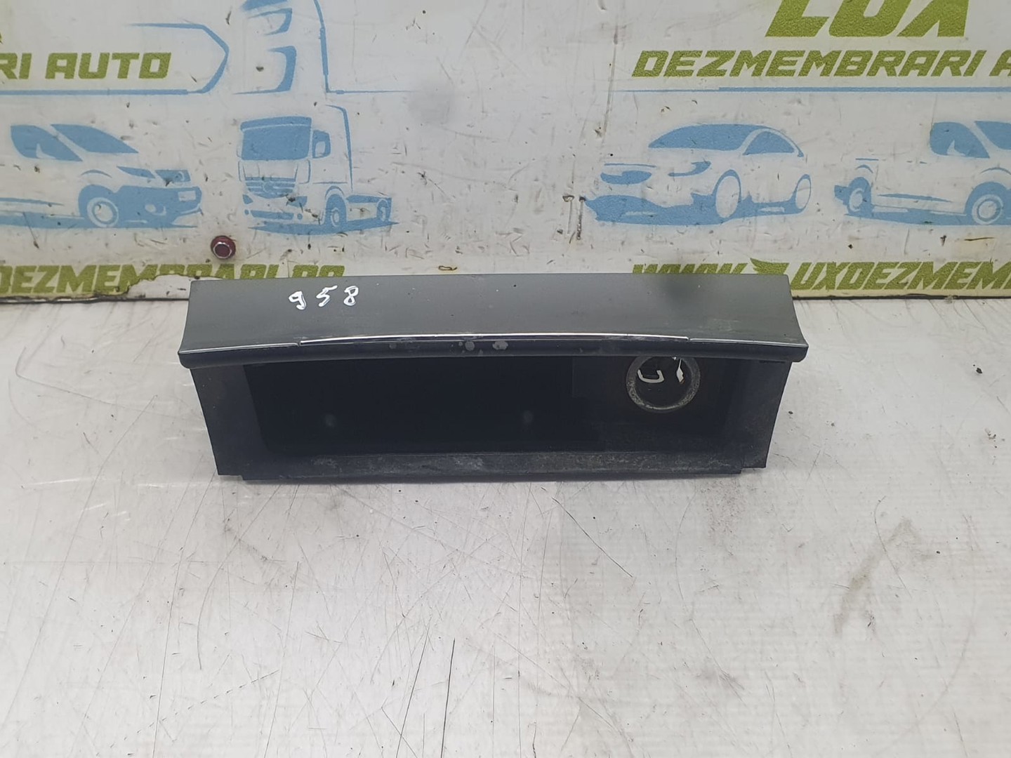 Scrumiera 3c0863284 Volkswagen Passat B6 (2005 - 2010)