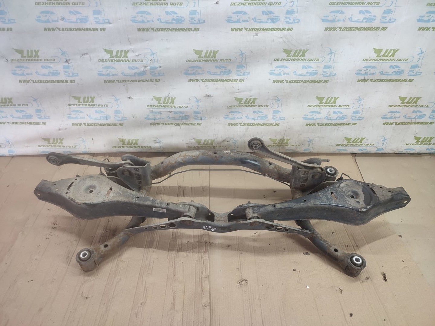Punte spate Volkswagen Passat B6 (2005 - 2010)