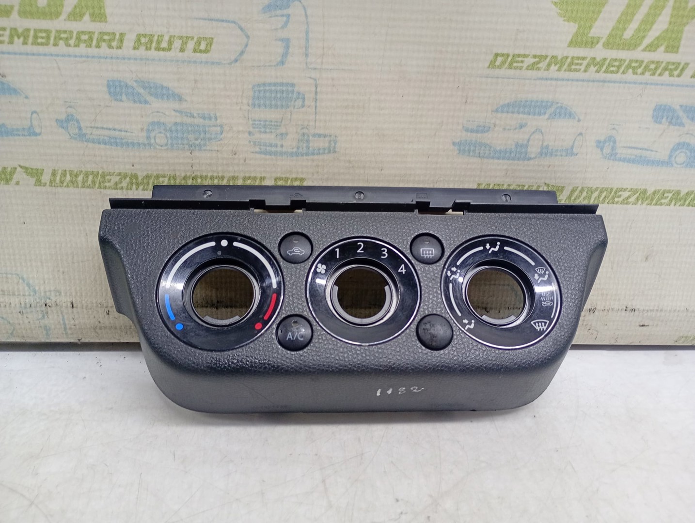 Ornament bord Suzuki Swift 3 (2004 - 2010)