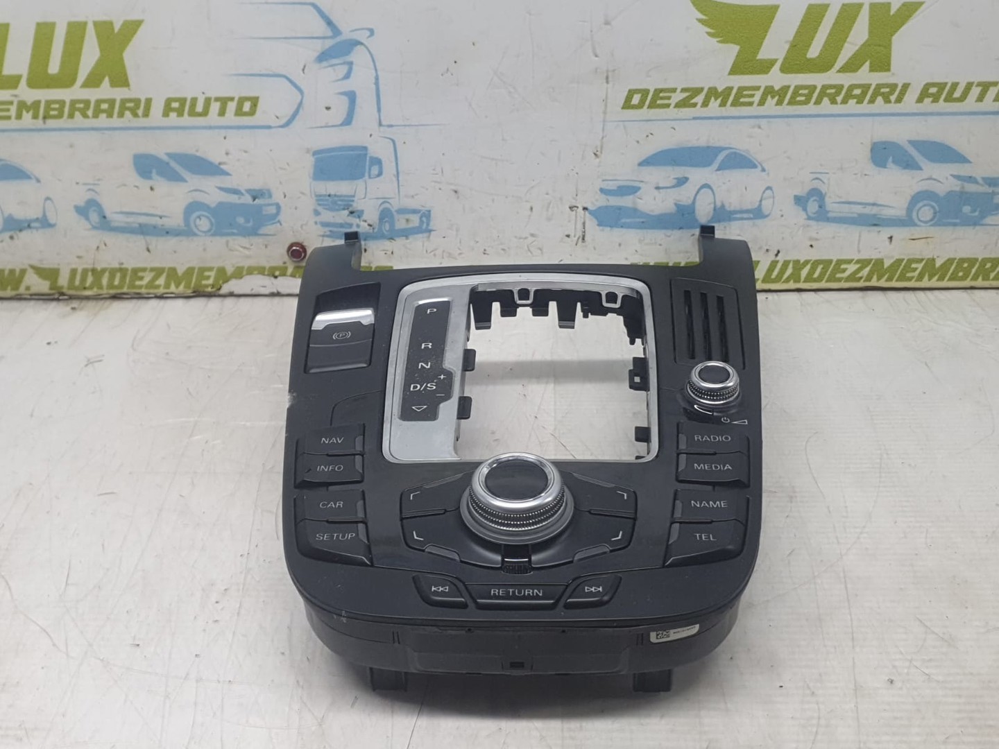 Consola centrala 8T0919611 Audi A4 B8/8K (facelift) (2011 - 2016)