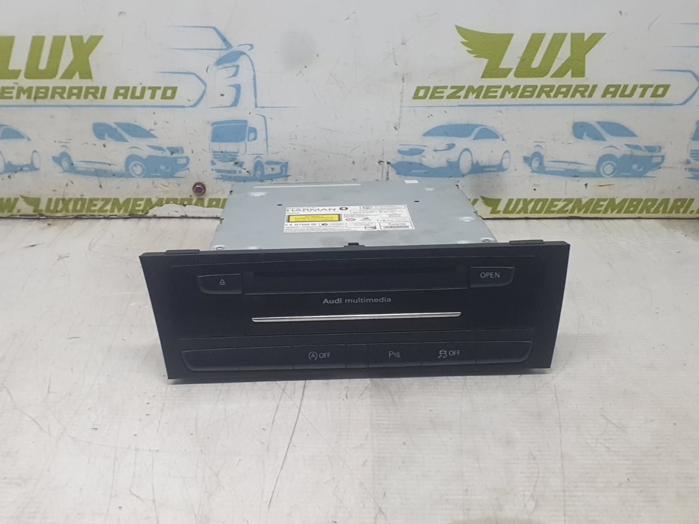 Navigatie 8R1035652B Volkswagen Passat B6 (2005 - 2010)
