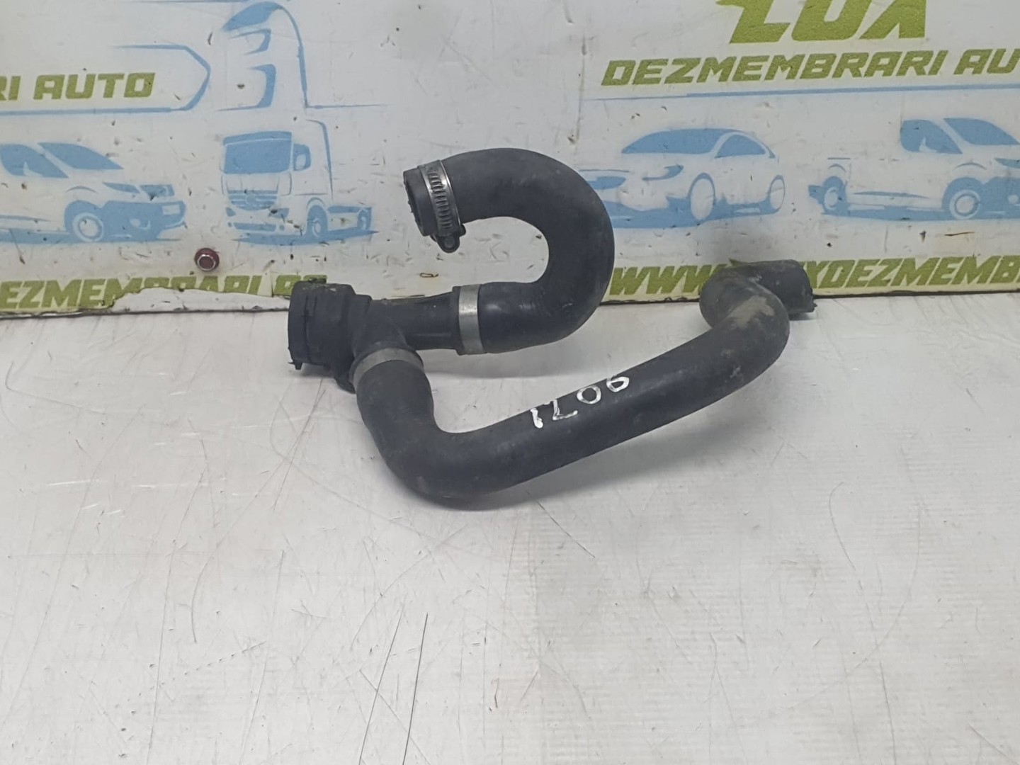 Furtun apa BMW Seria 1 E87 (2004 - 2007)
