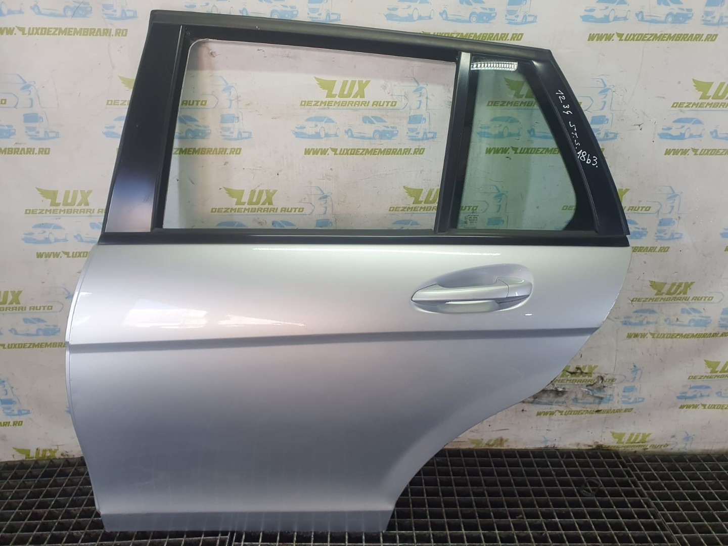 Usa stanga spate Mercedes Benz C-Class W204/S204 (2007 - 2012)