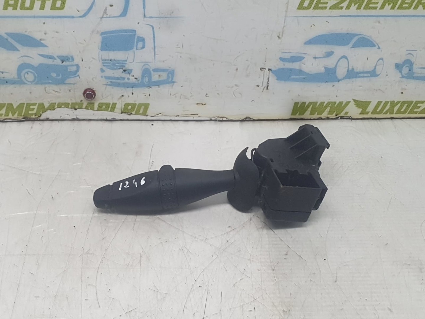 Maneta stergatoare 1s7t-17a553-dd Ford Fiesta 5 (2001 - 2007)