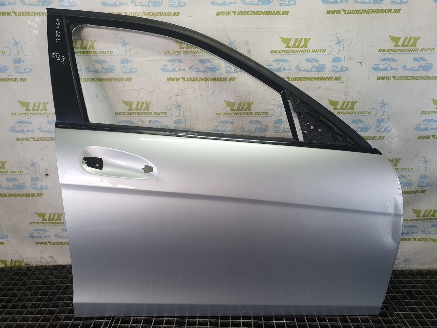 Usa dreapta fata a2047220210 Mercedes Benz C-Class W204/S204 (2007 - 2012)