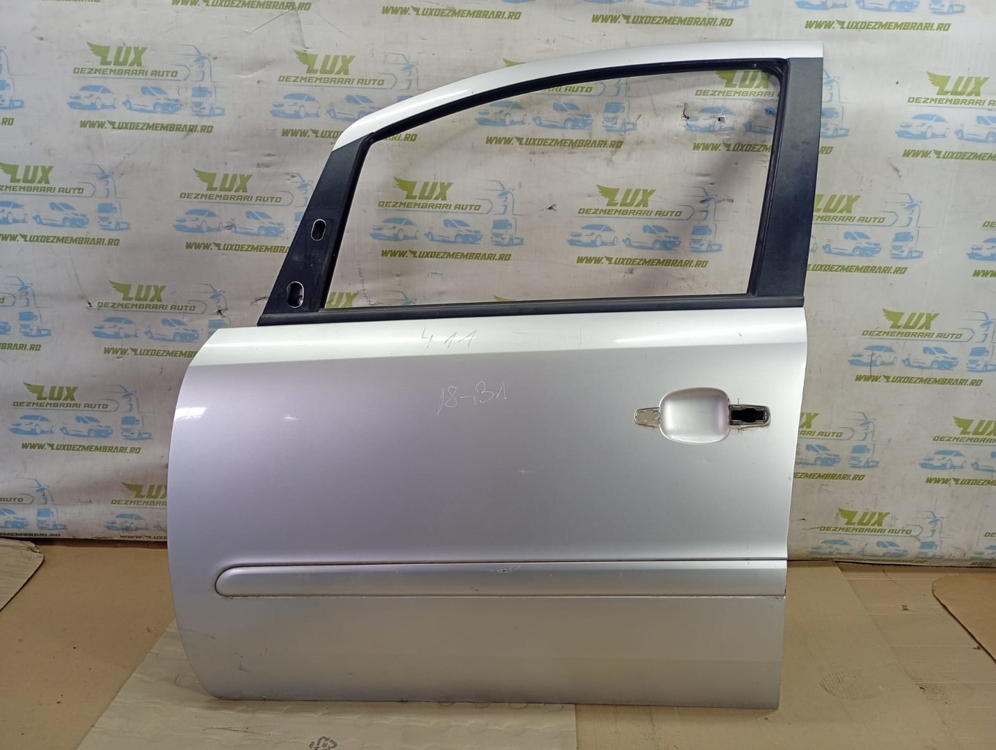 Usa stanga fata Opel Zafira B (2005 - 2010)