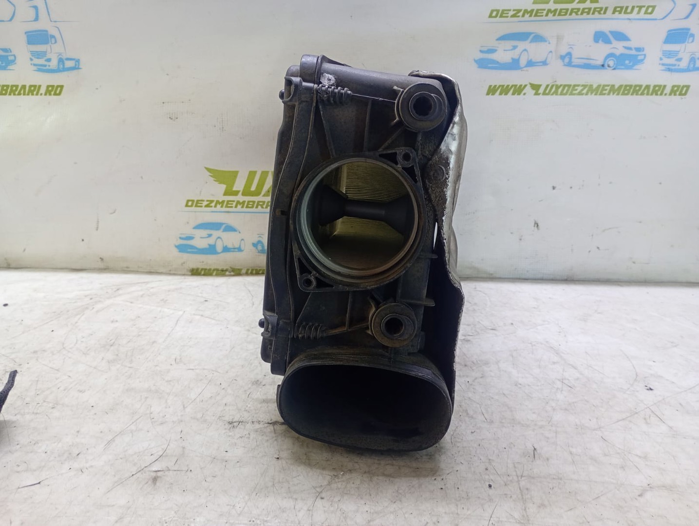 Carcasa filtru aer a6510941003 Mercedes Benz C-Class W204/S204 (2007 - 2012)