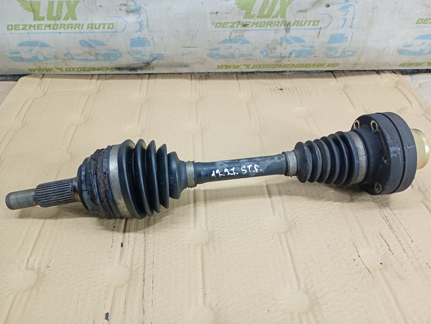 Planetara stanga fata 7P0407271C Porsche Cayenne 958 (2010 - 2014)