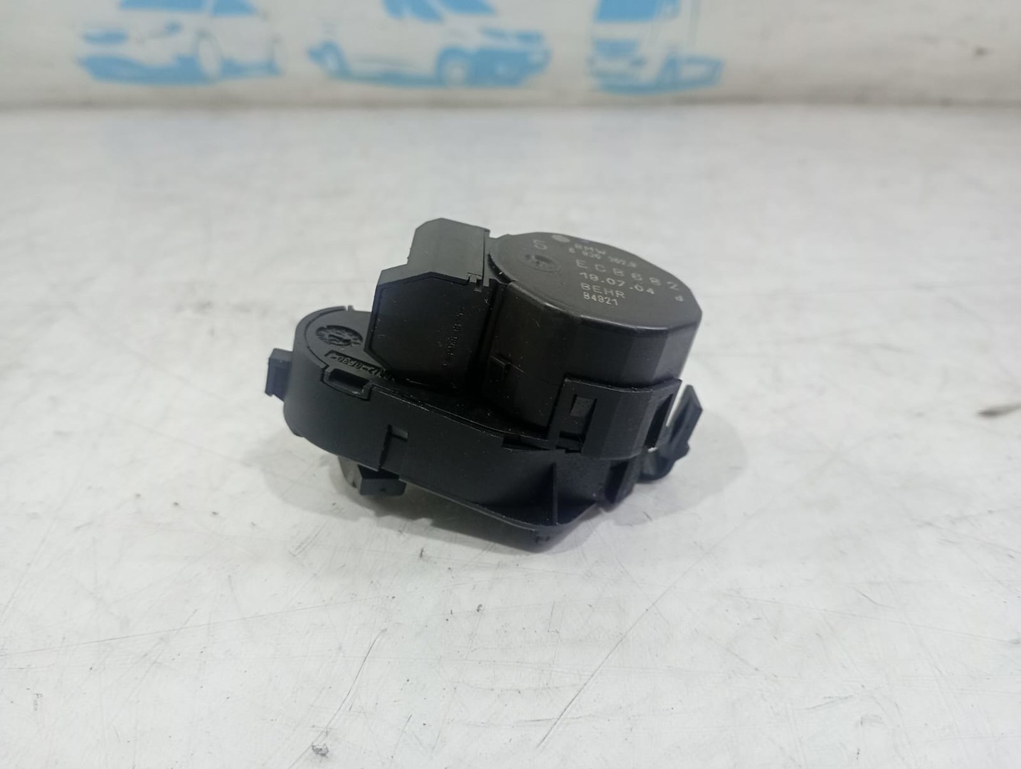 Motoras clapeta mixaj aer 69303029 BMW Seria 5 E60/E61 (2003 - 2007)