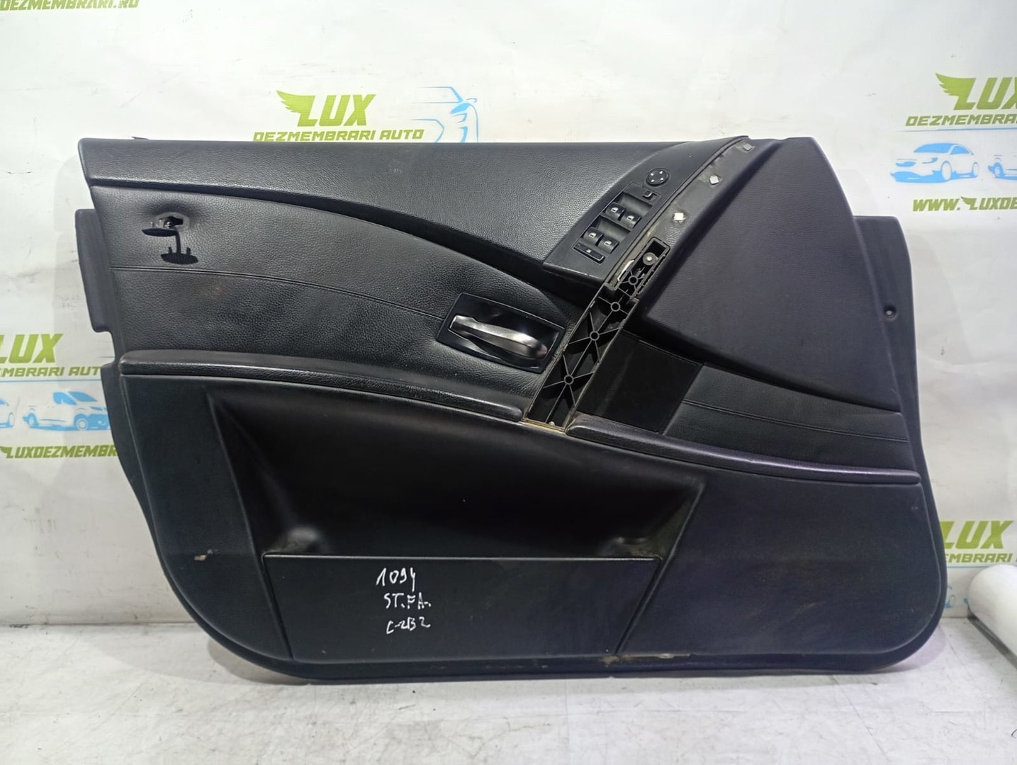 Fata usa stanga fata BMW Seria 5 E60/E61 (2003 - 2007)