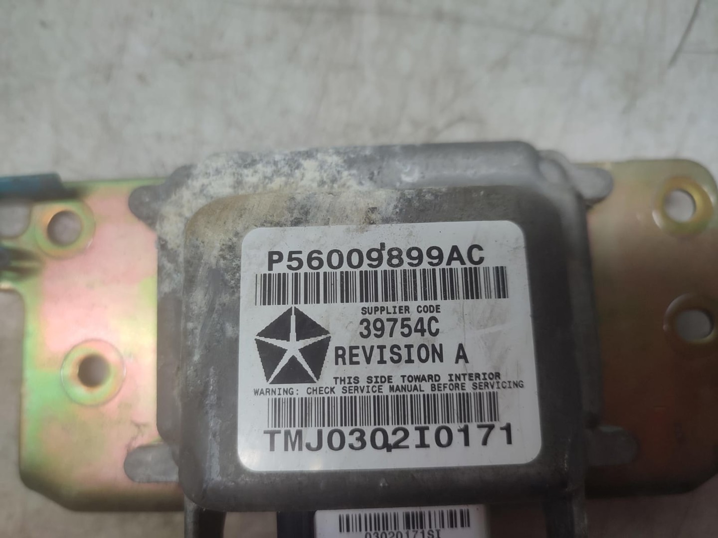Senzor impact P56009899AC Jeep Cherokee KJ (2001 - 2007)