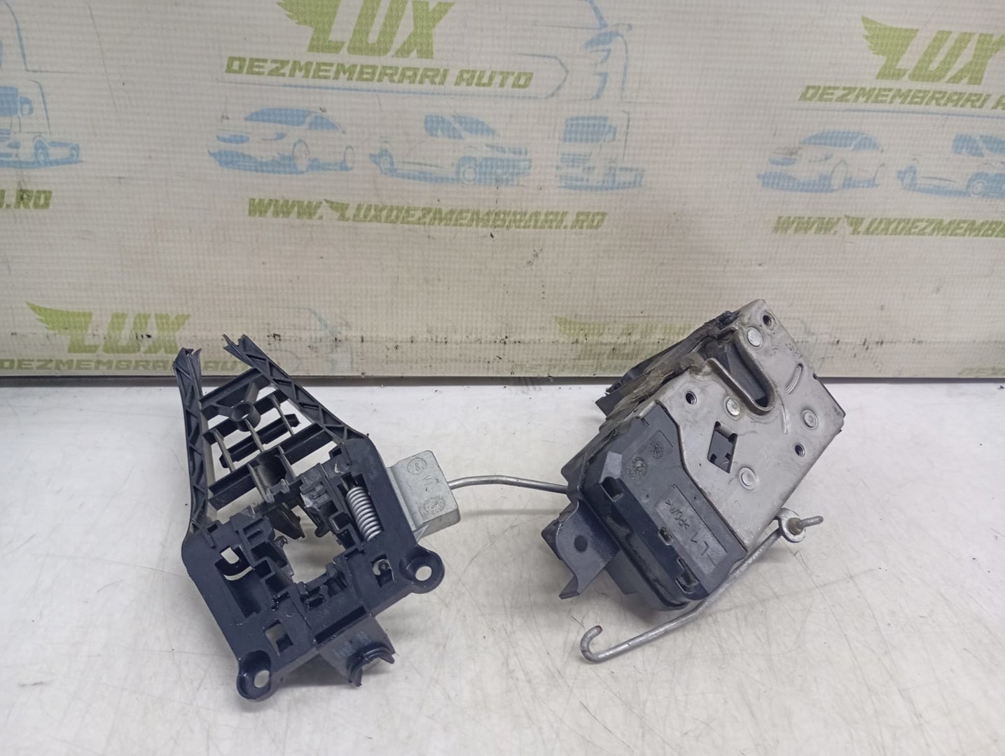 Broasca stanga fata 13210748 Opel Zafira B (2005 - 2010)