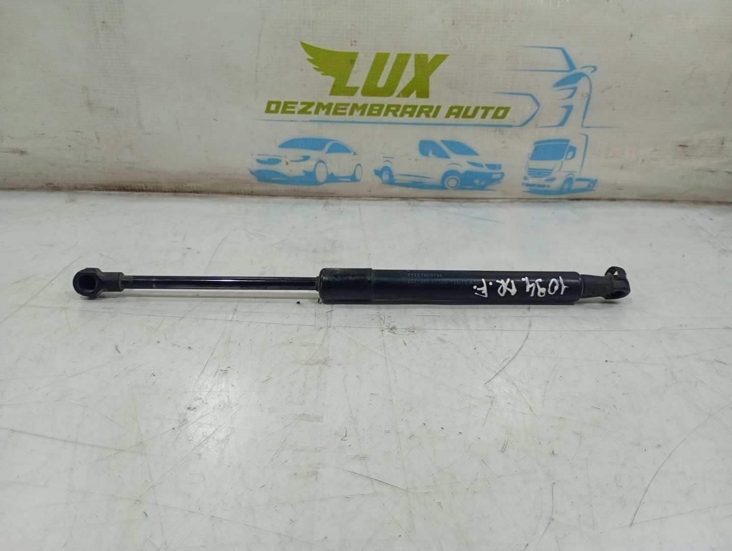 Amortizor capota 51237008745 BMW Seria 5 E60/E61 (2003 - 2007)