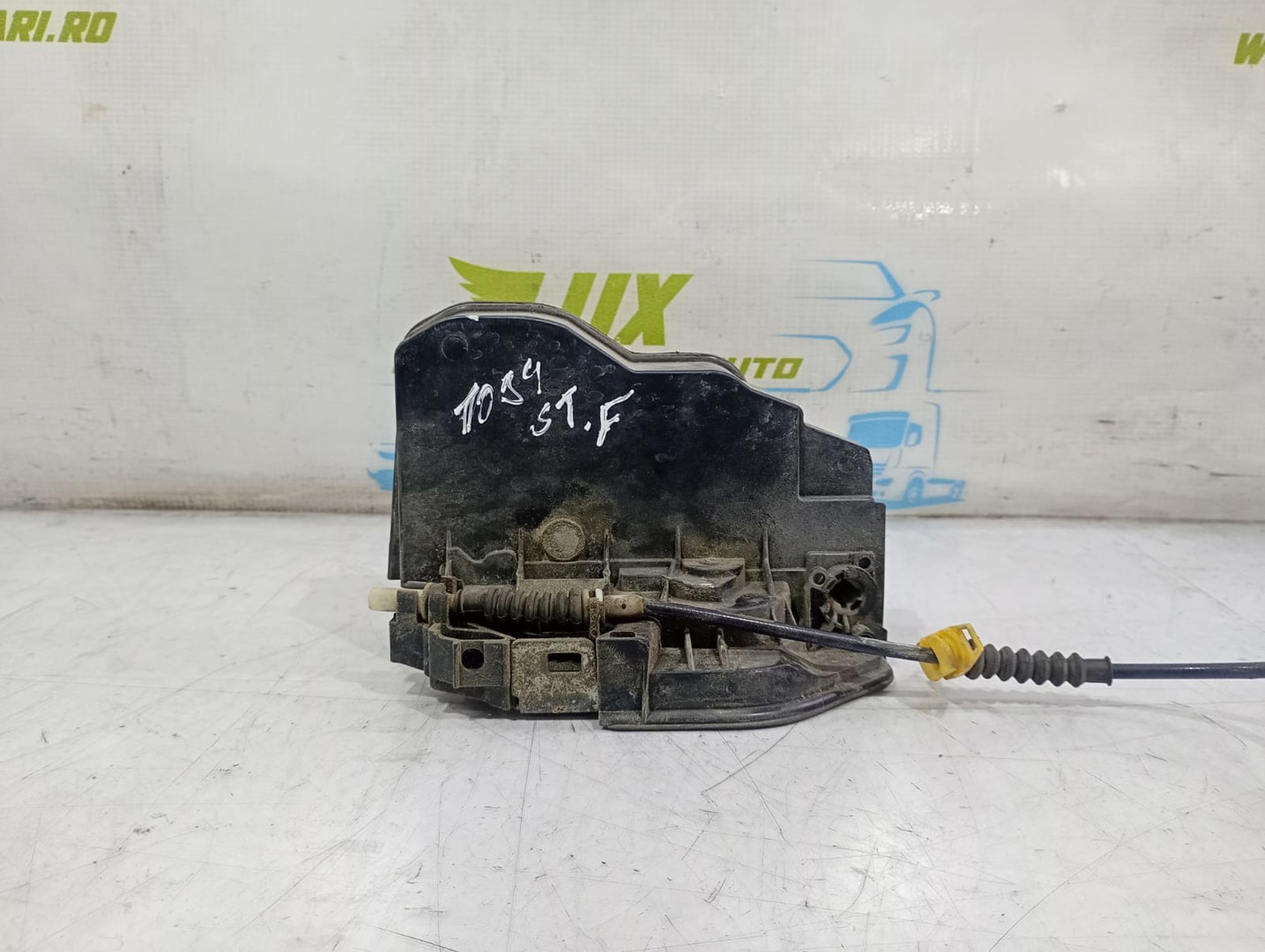 Broasca stanga fata BMW Seria 5 E60/E61 (2003 - 2007)