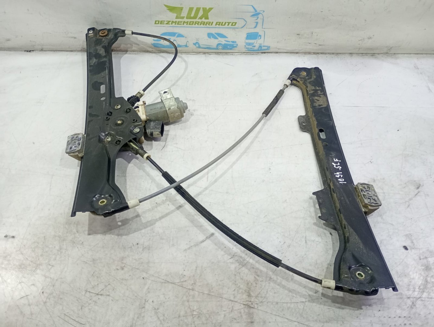 Macara geam stanga fata BMW Seria 5 E60/E61 (2003 - 2007)