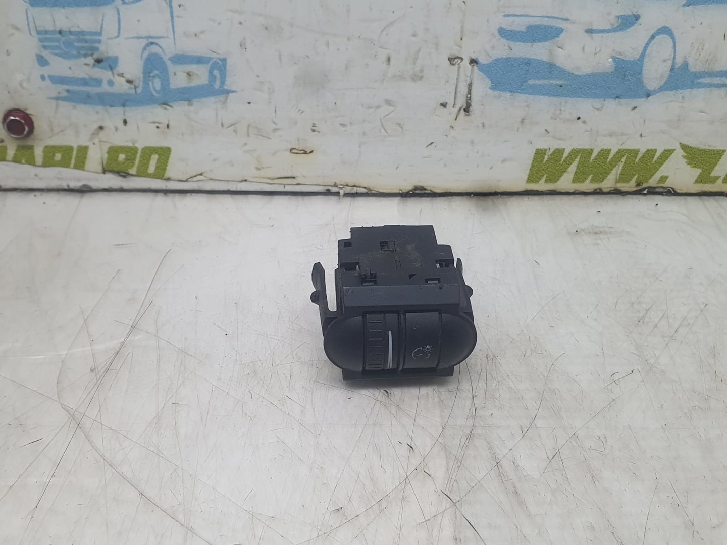 Buton reglaj faruri 1k0941334B Volkswagen Golf 6 (2008 - 2015)
