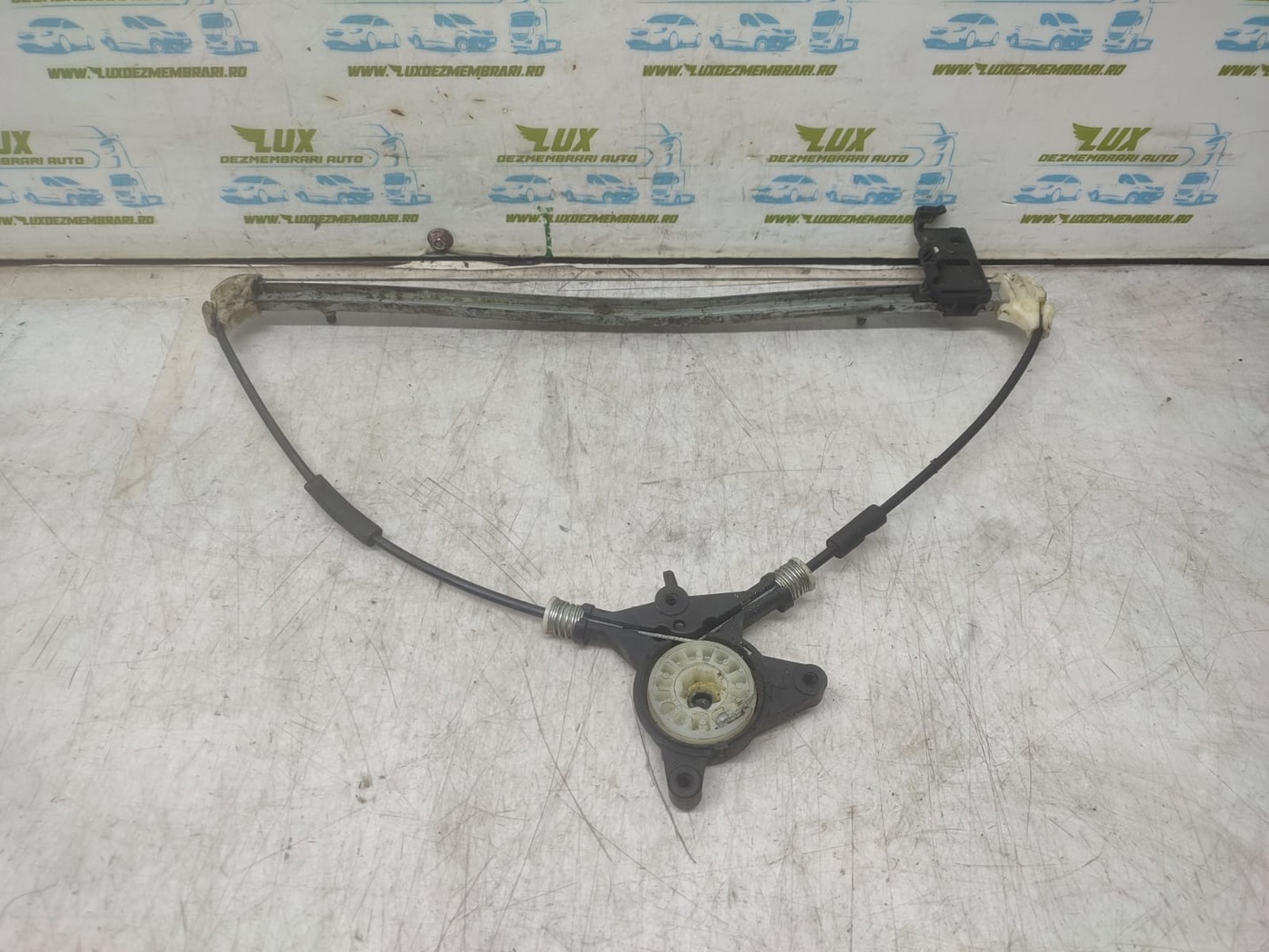 Macara geam dreapta spate Mazda 3 BK (2003 - 2006)