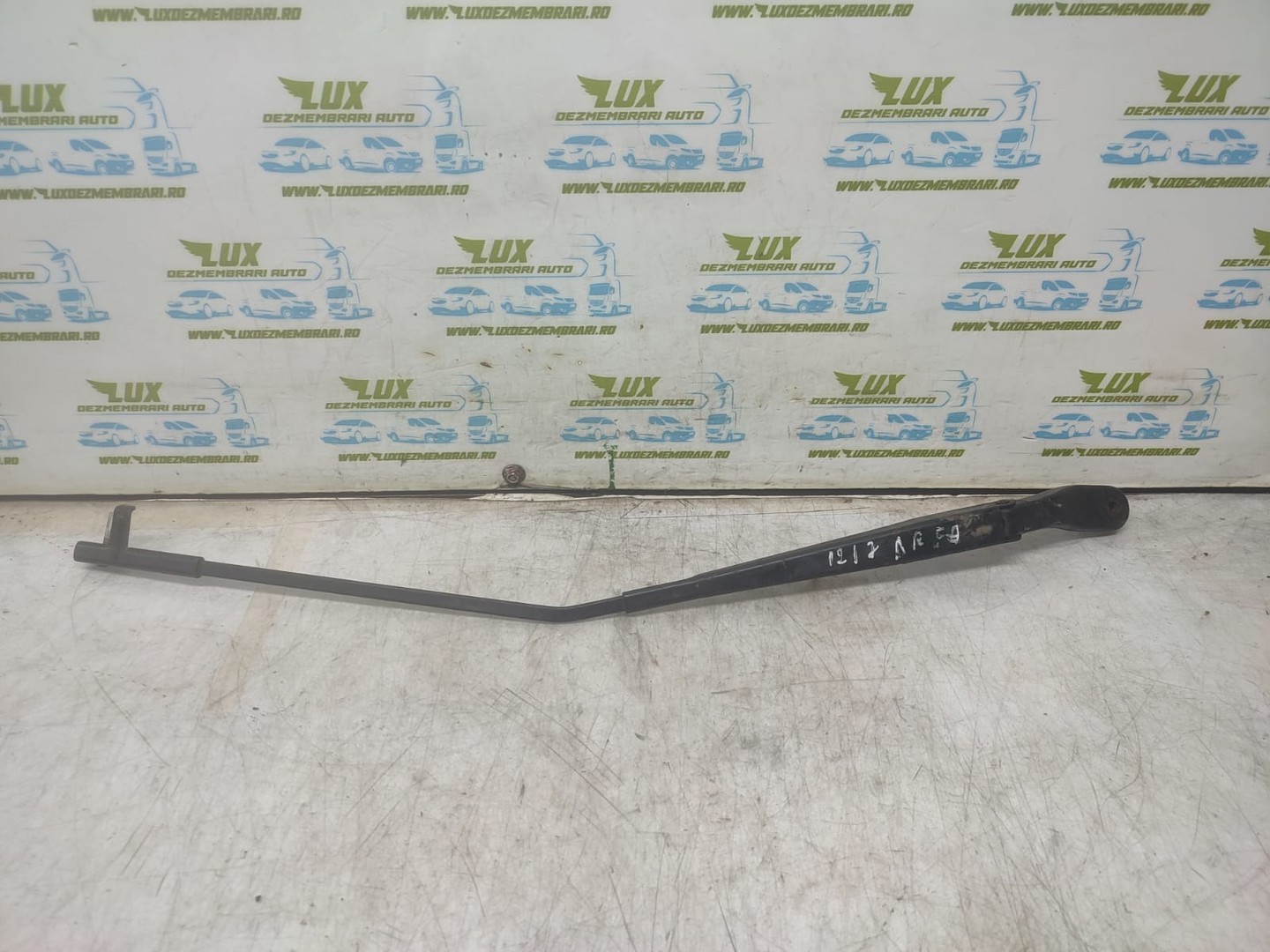 Brat stergator parbriz dreapta Mazda 3 BK (2003 - 2006)