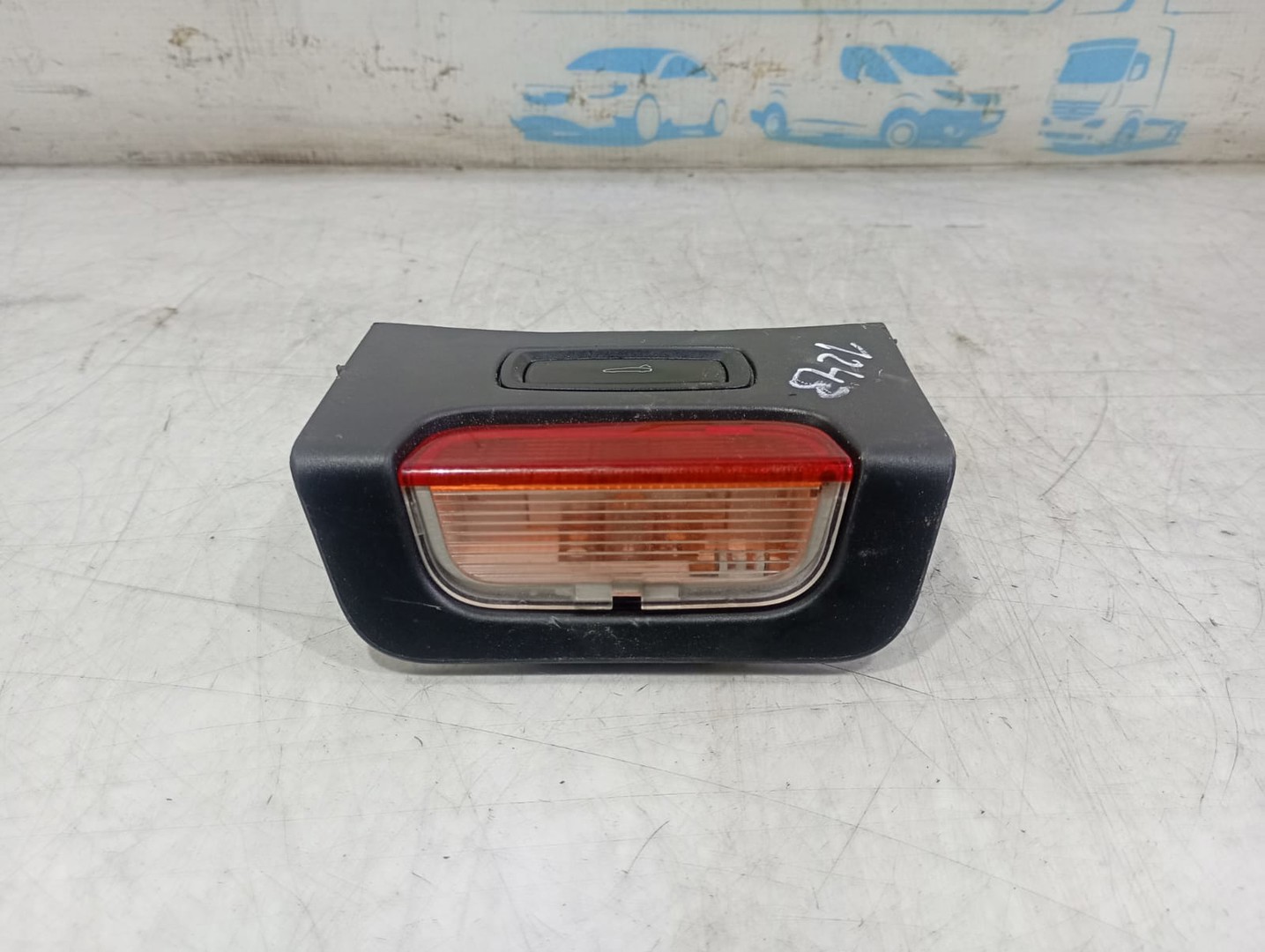Buton portbagaj 7pp959832h Porsche Cayenne 958 (2010 - 2014)