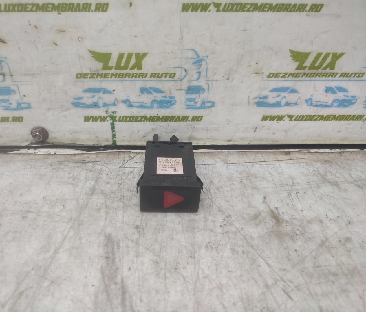 Buton avarii 3B0953235C Volkswagen Passat B5 (1996 - 2000)