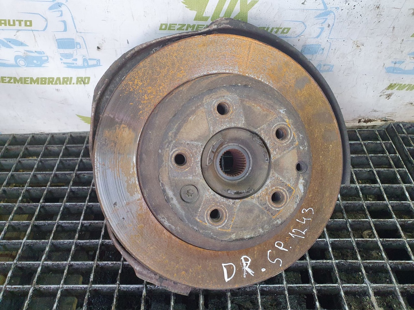 Fuzeta dreapta spate Porsche Cayenne 958 (2010 - 2014)