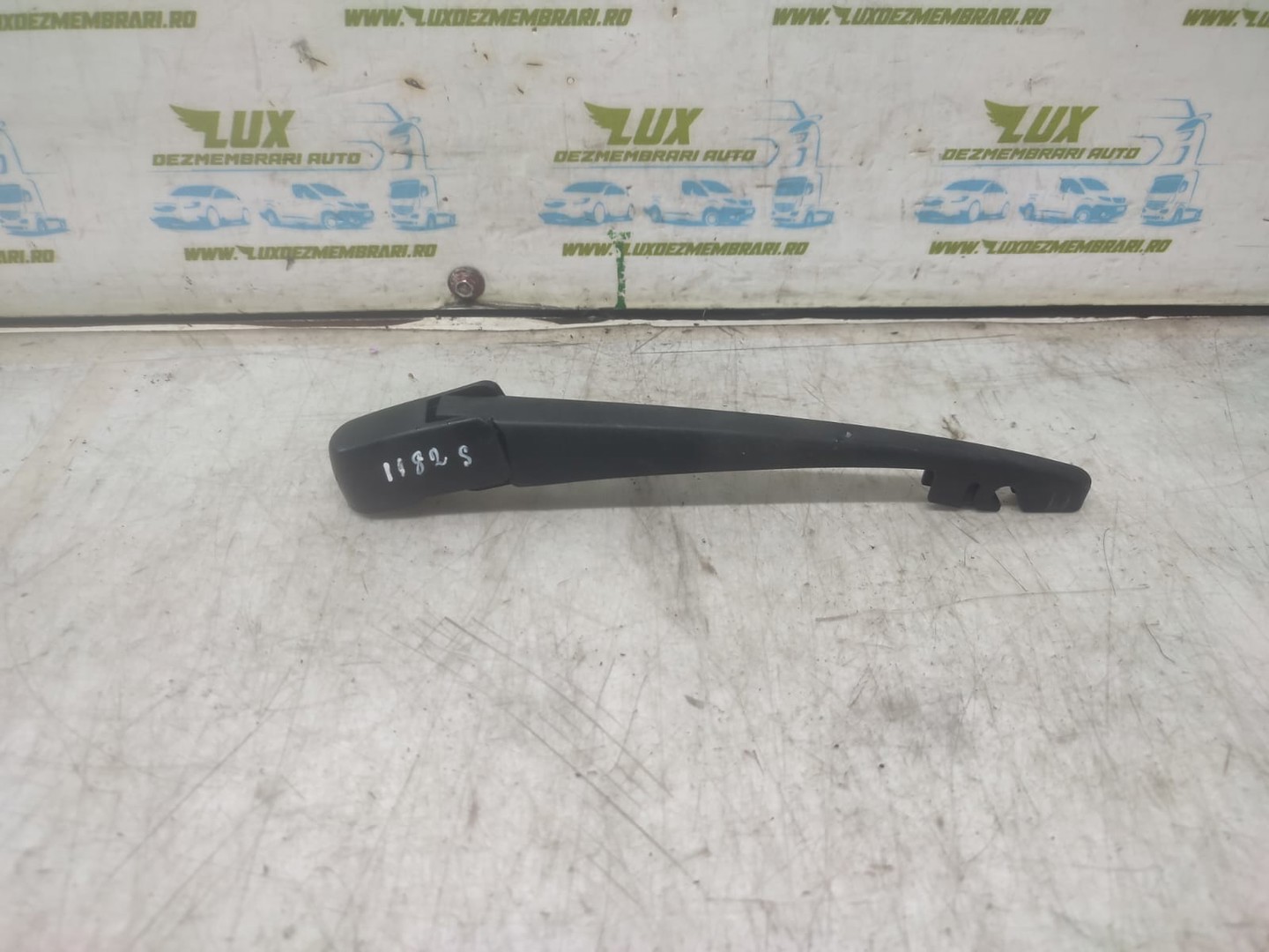 Brat stergator luneta Suzuki Swift 3 (2004 - 2010)