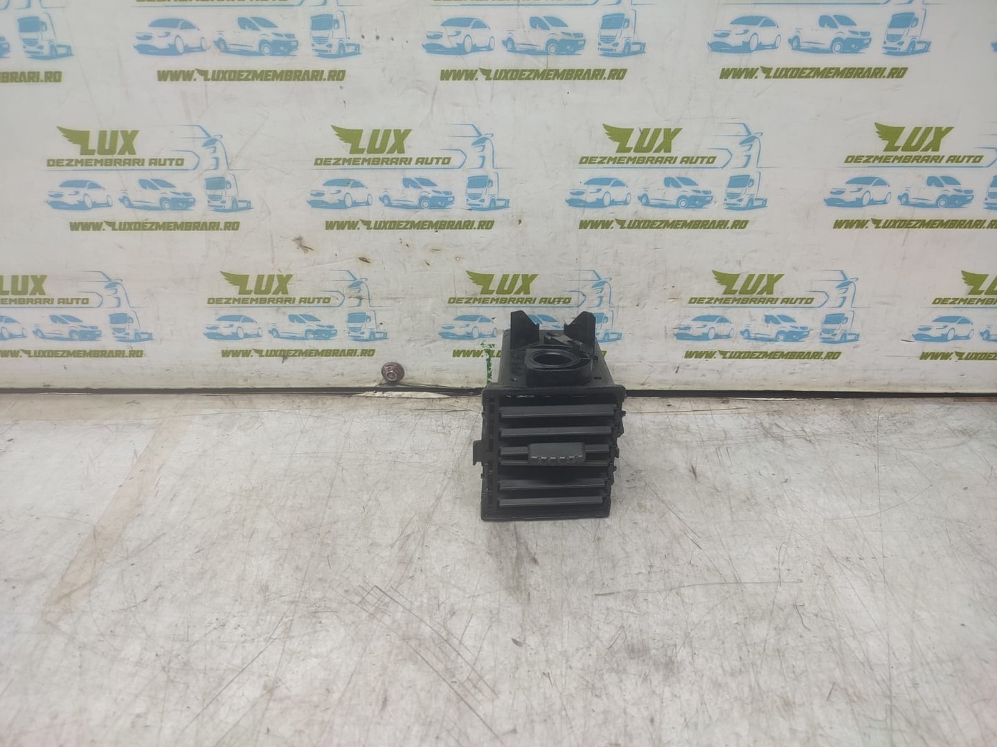 Grila ventilatie 68751EQ000 Nissan X-Trail T30 (2001 - 2004)