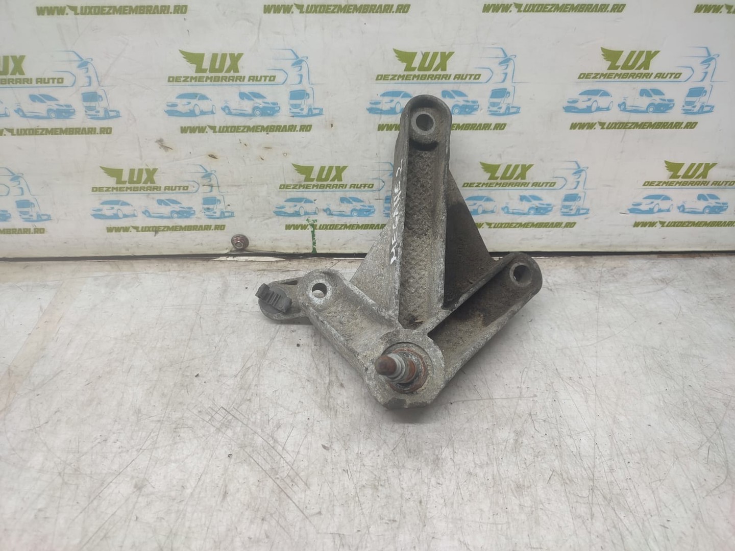 Suport cutie viteze 8200043084 Renault Megane 2 (2002 - 2006)