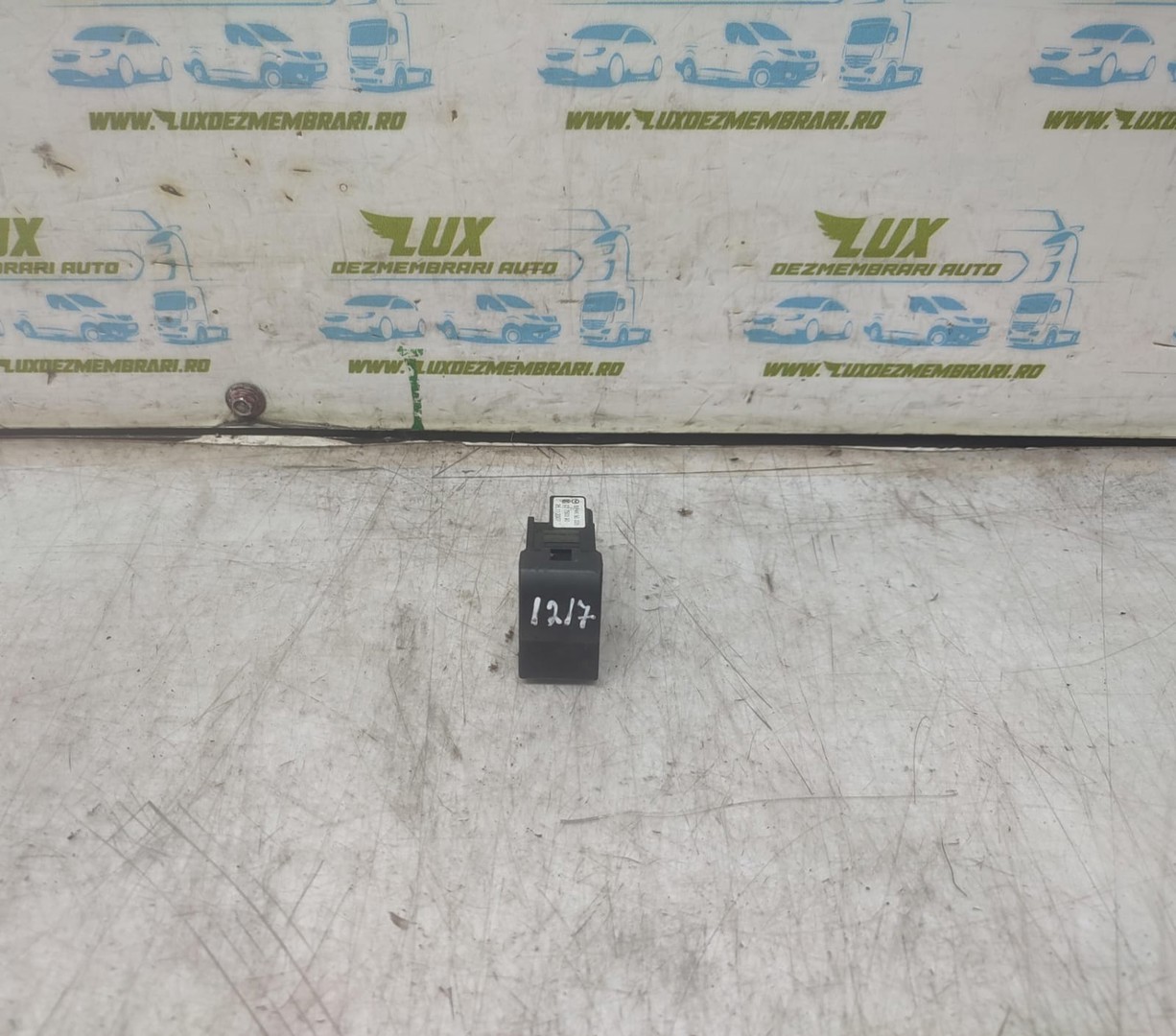 Buton 03750390 Mazda 3 BK (2003 - 2006)