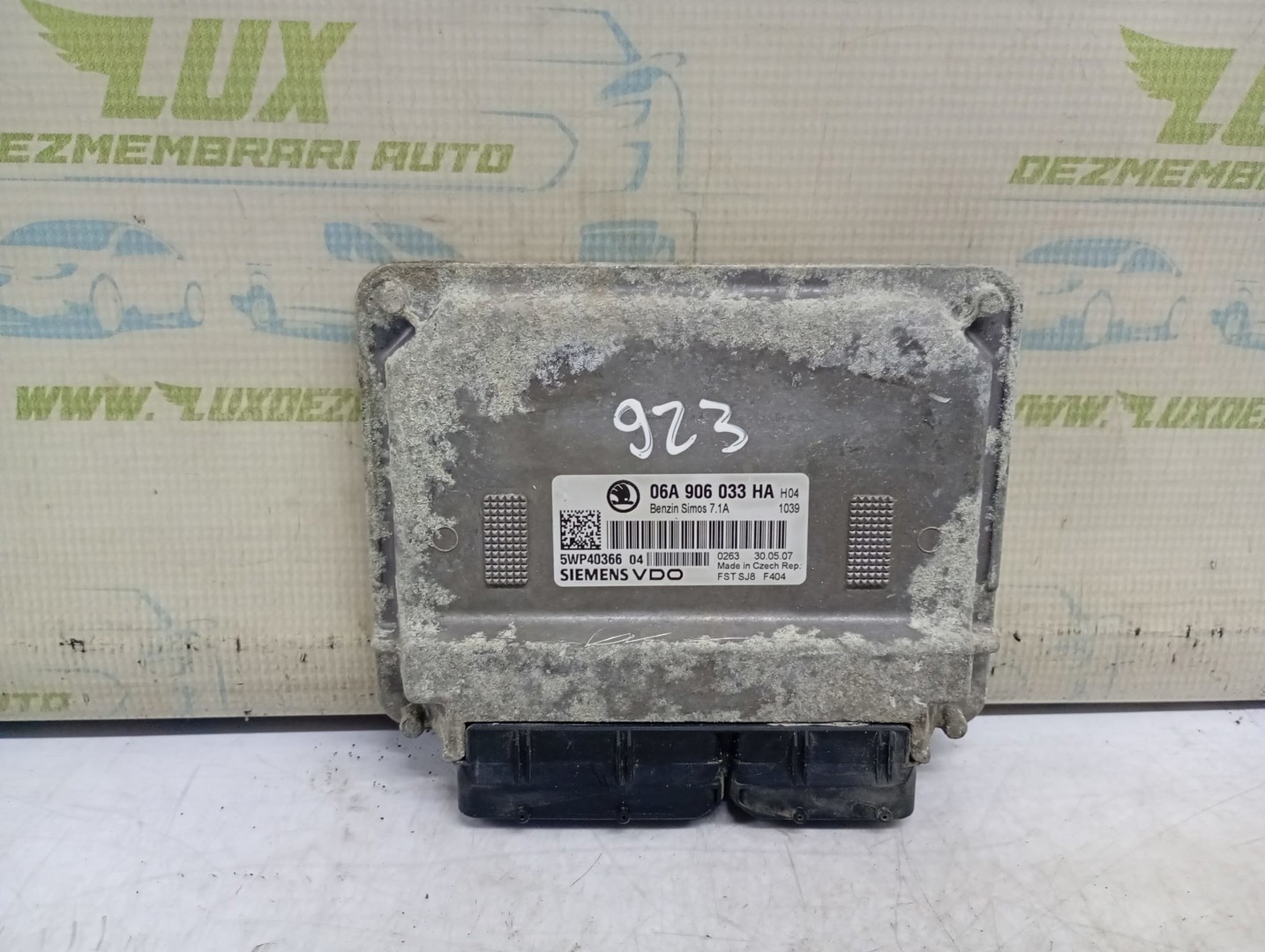 Calculator motor ECU 06A906033HA Skoda Octavia 2 (2004 - 2008)