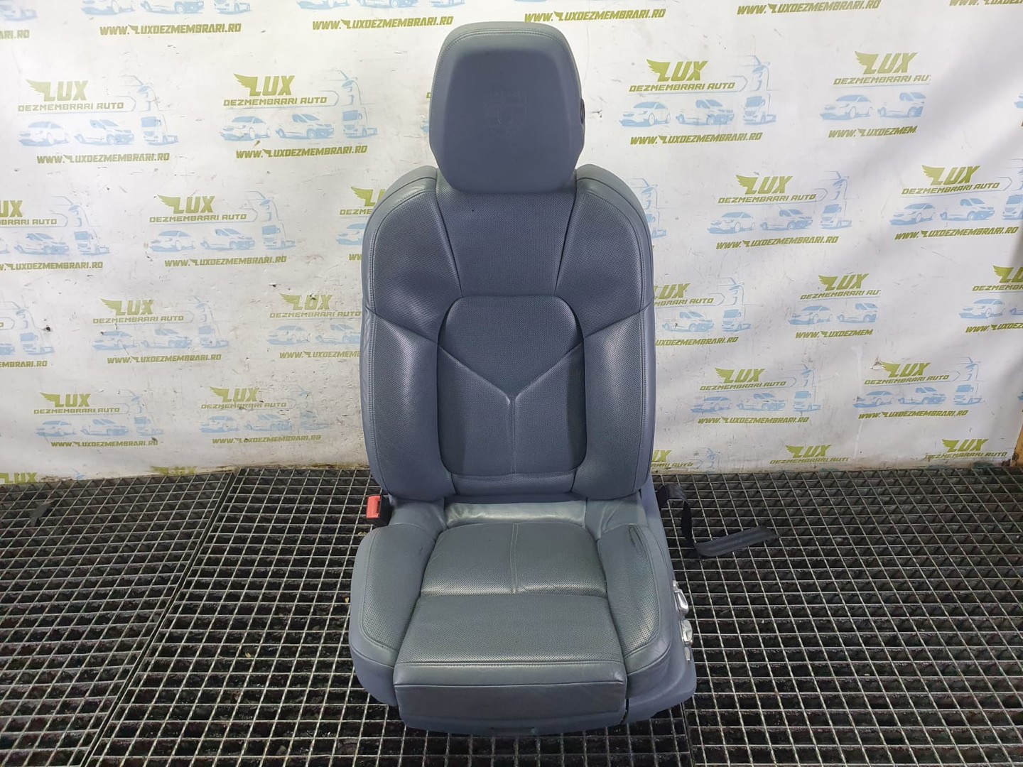 Scaun stanga fata Porsche Cayenne 958 (2010 - 2014)