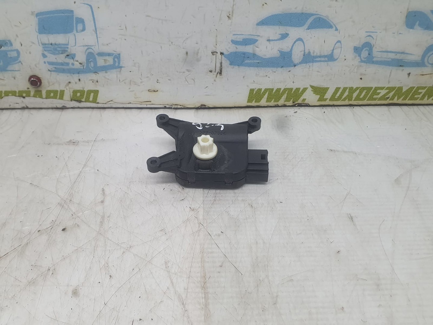 Motoras clapeta mixaj aer 0132801345 Skoda Octavia 2 (2004 - 2008)