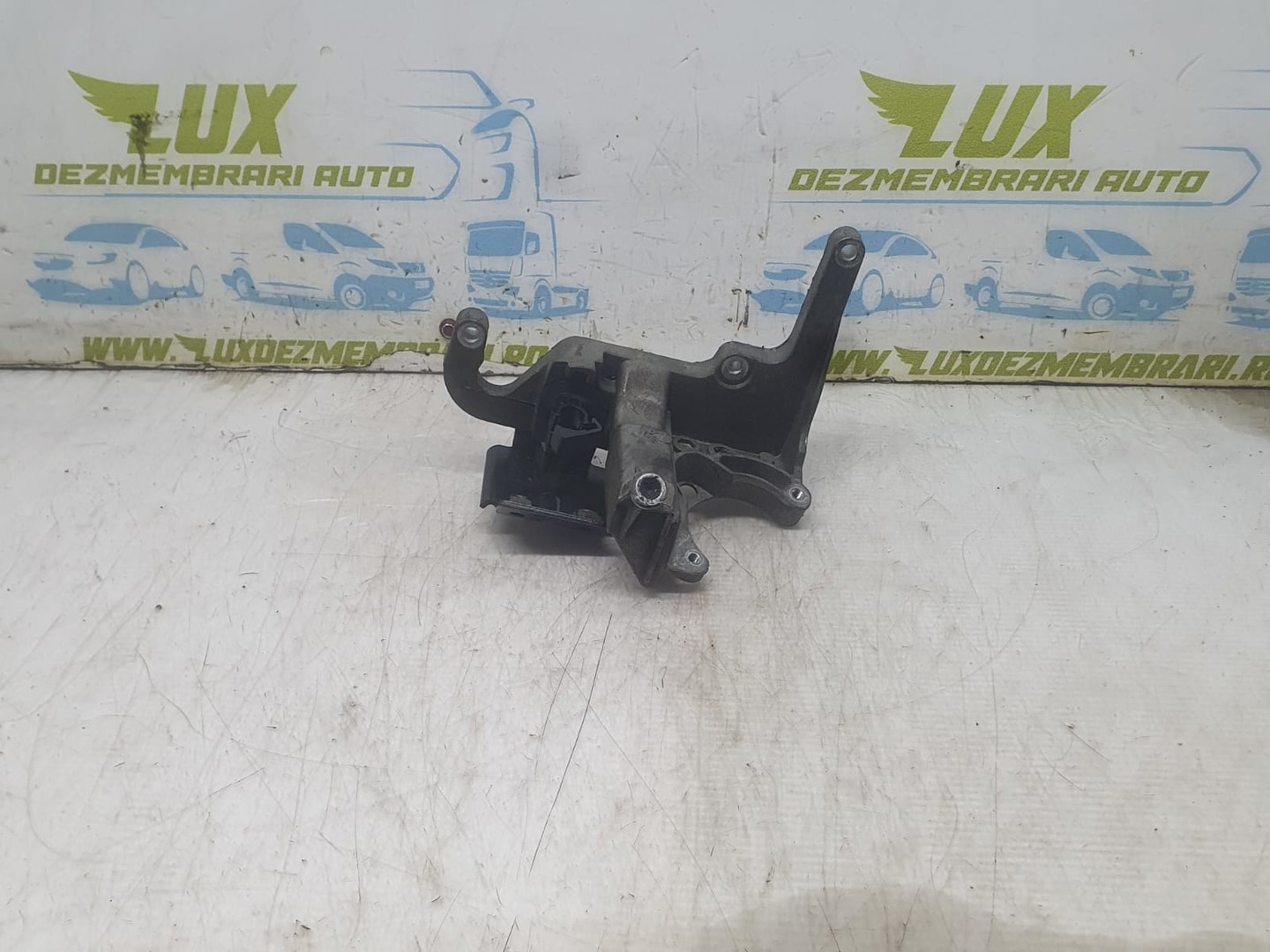 Suport motor AV6Q-9B470-BB Ford Focus 3 (2011 - 2015)