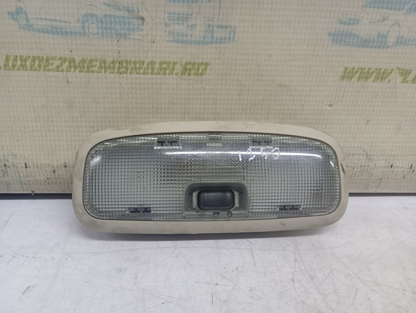Plafoniera 3S7A-13776-AB Land Rover Freelander 2 (2006 - 2010)