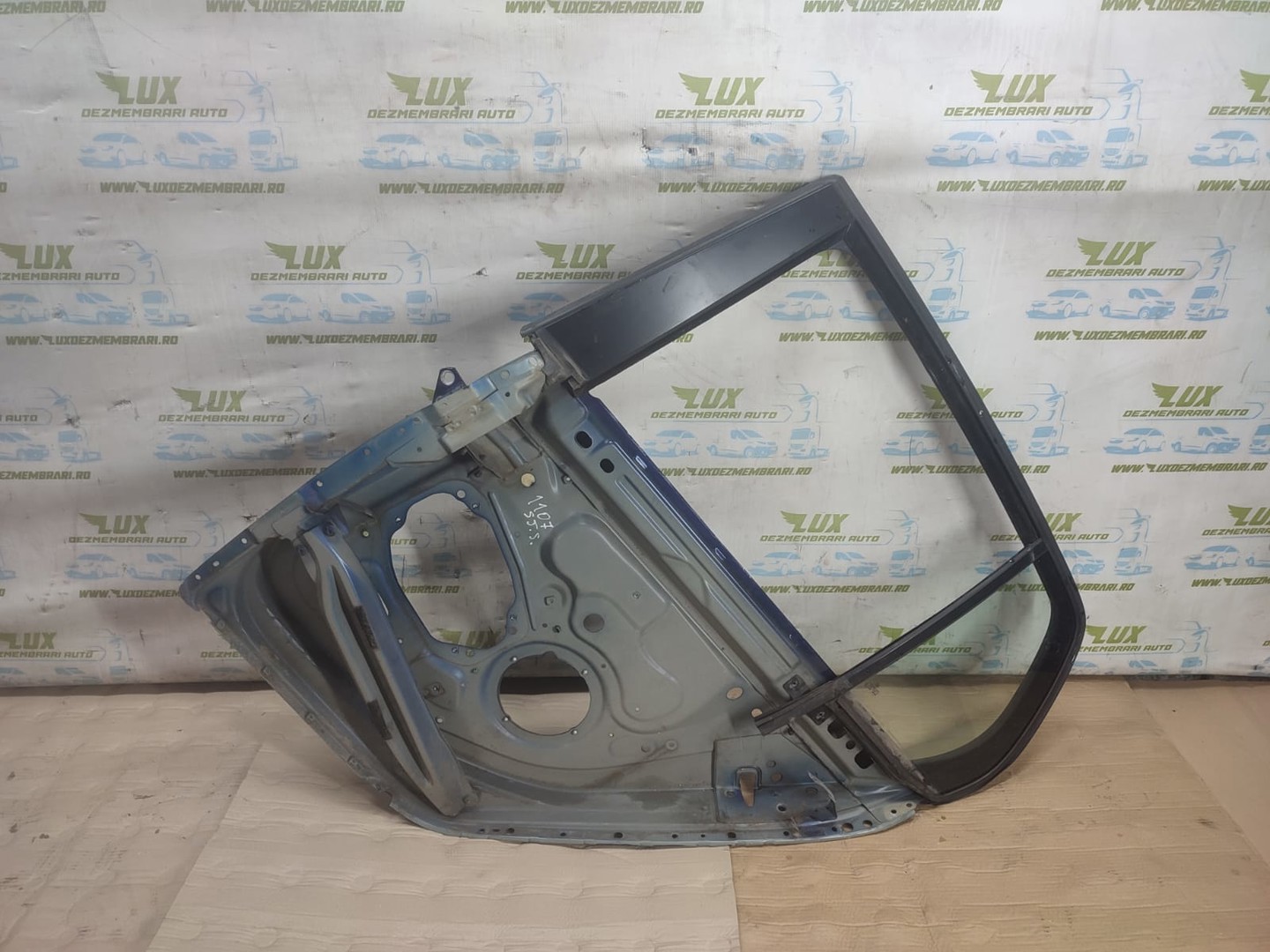 Rama usa stanga spate Volkswagen Golf 5 (2003 - 2009)