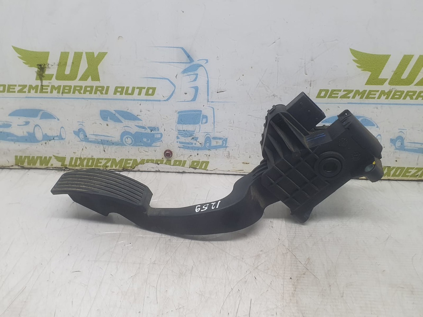 Pedala acceleratie 55702020 Fiat Linea 1 (2006 - 2012)