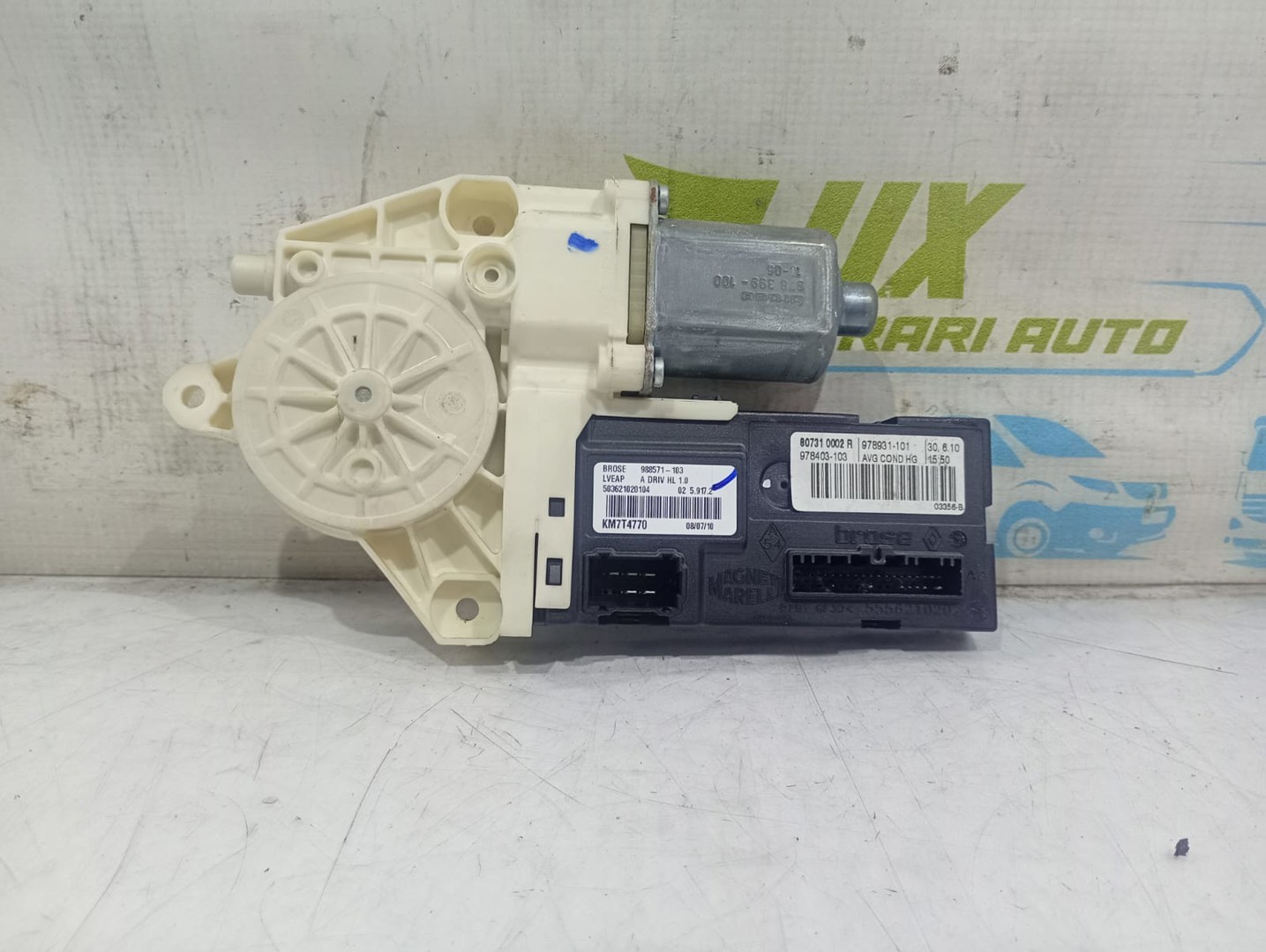Motoras geam stanga fata 807310002r Renault Laguna 3 (2007 - 2011)