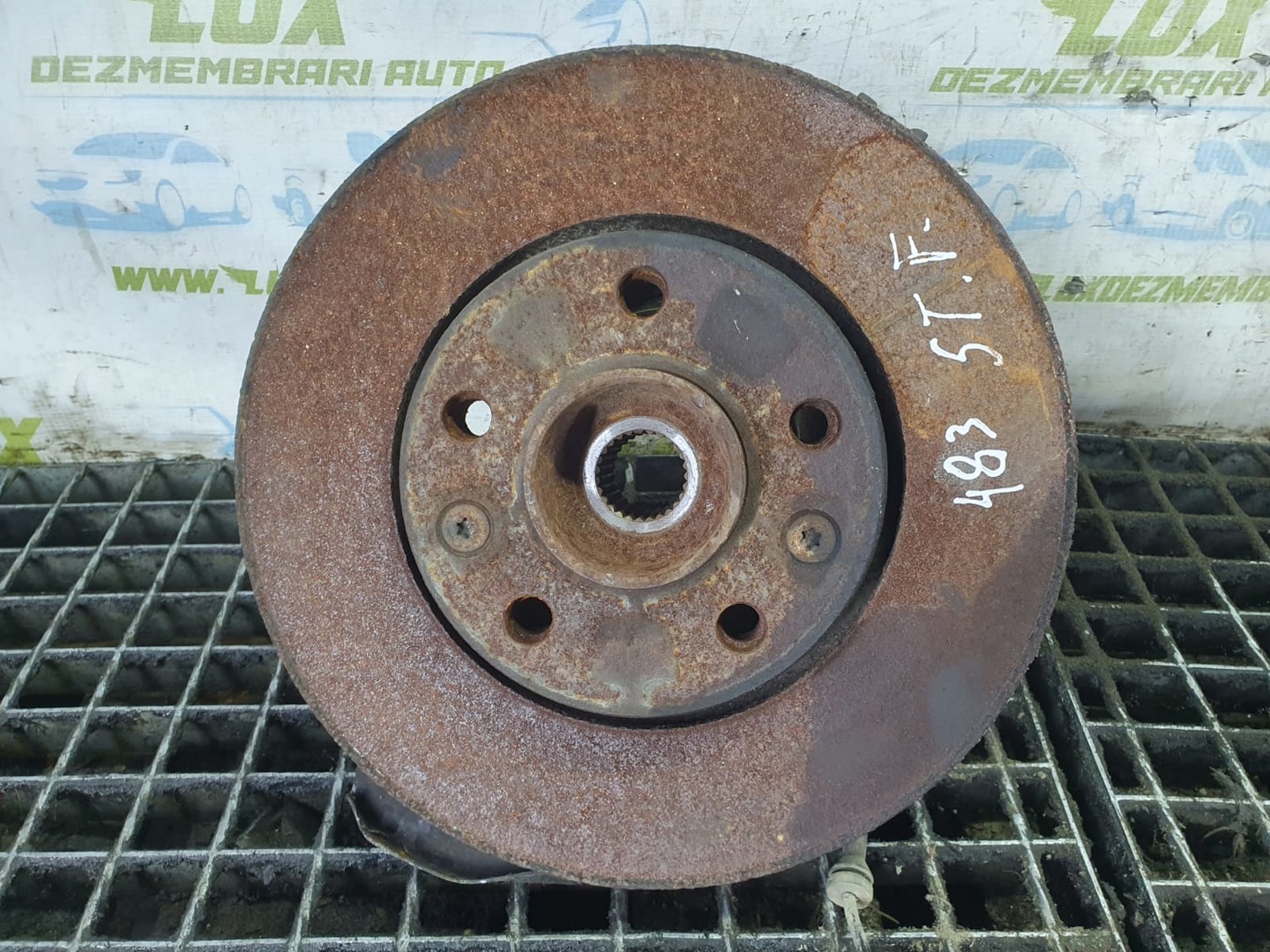 Fuzeta stanga fata Renault Laguna 3 (2007 - 2011)