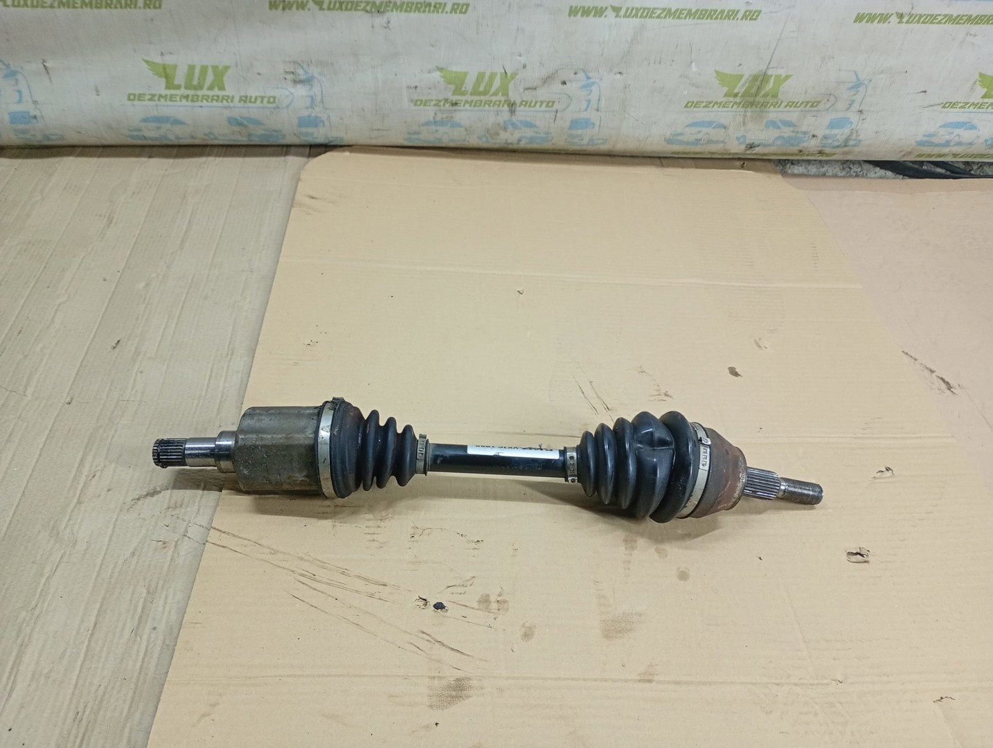 Planetara stanga fata Ford Focus 3 (2011 - 2015)