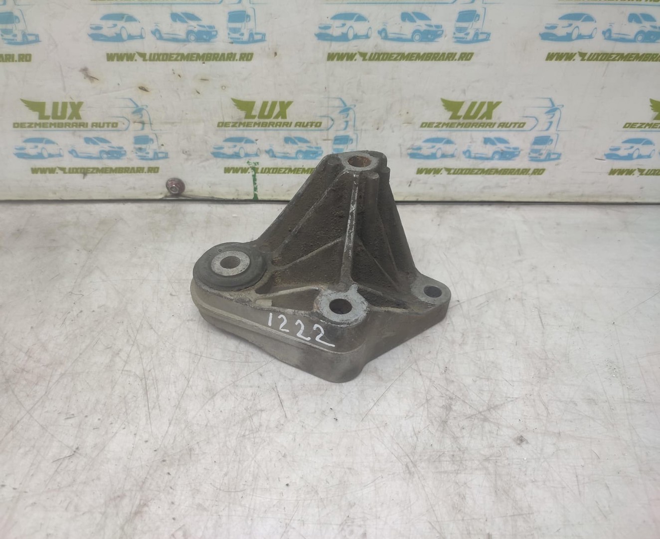 Suport motor AV616P093NA Ford Focus 3 (2011 - 2015)