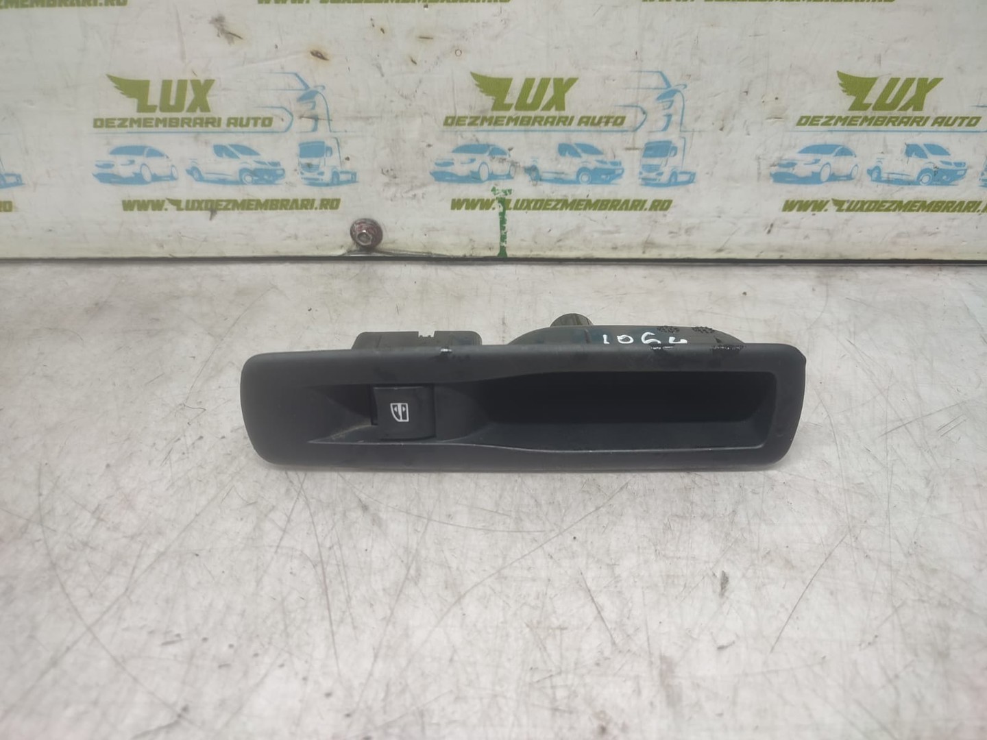 Buton geam 82944002R Renault Laguna 3 (2007 - 2011)