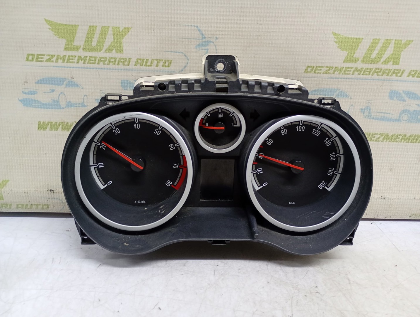 Ceasuri de bord P0013252142 28118989 Opel Corsa D (2006 - 2011)
