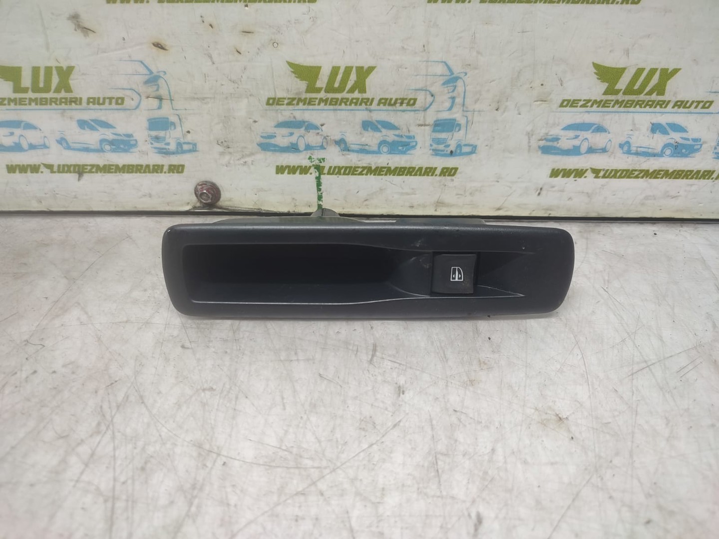 Buton geam 829500004R Renault Grand Scenic 3 (2th facelift) (2013 - 2016)