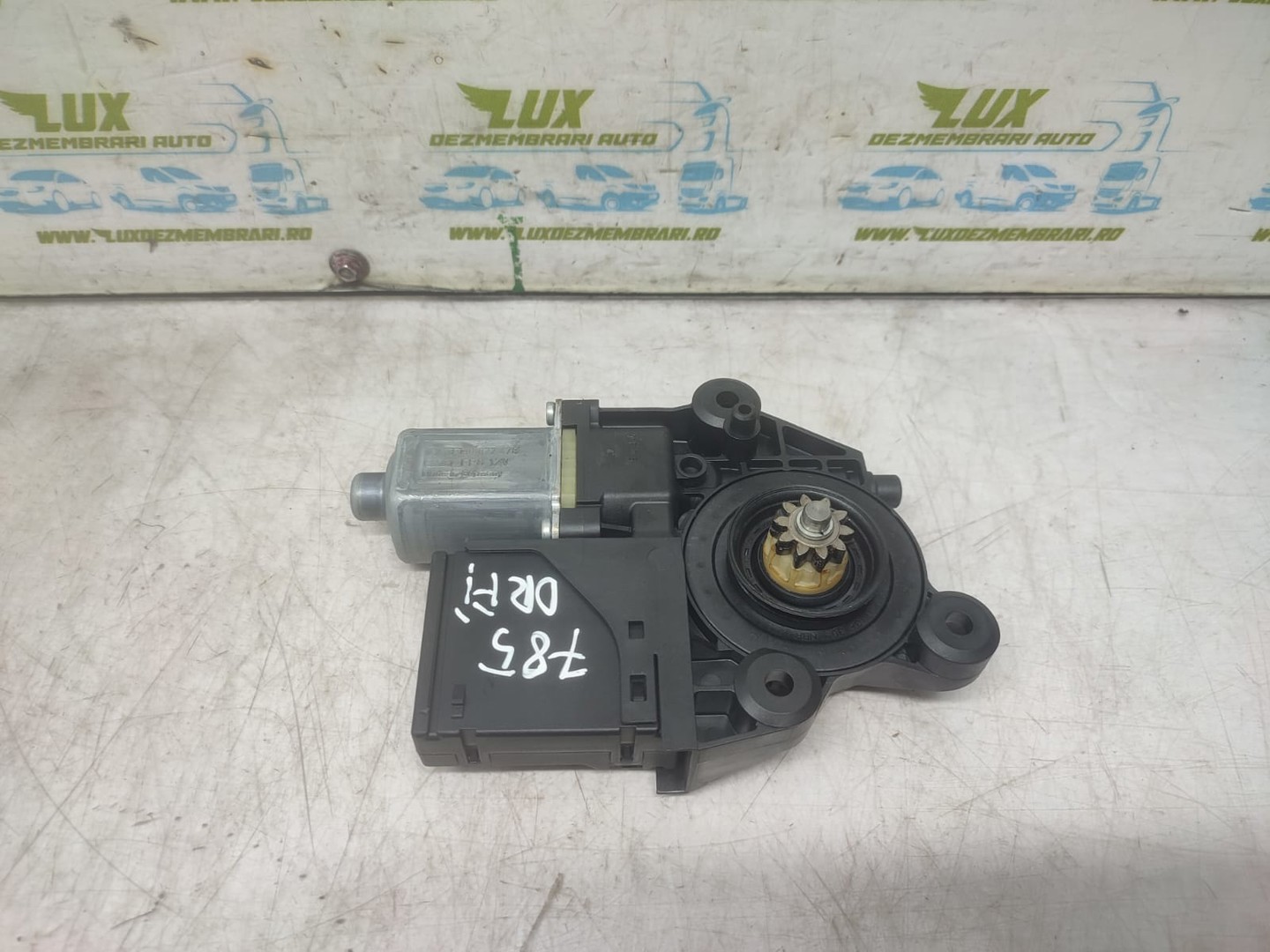Motoras geam dreapta fata 0130822478 Renault Grand Scenic 3 (2th facelift) (2013 - 2016)