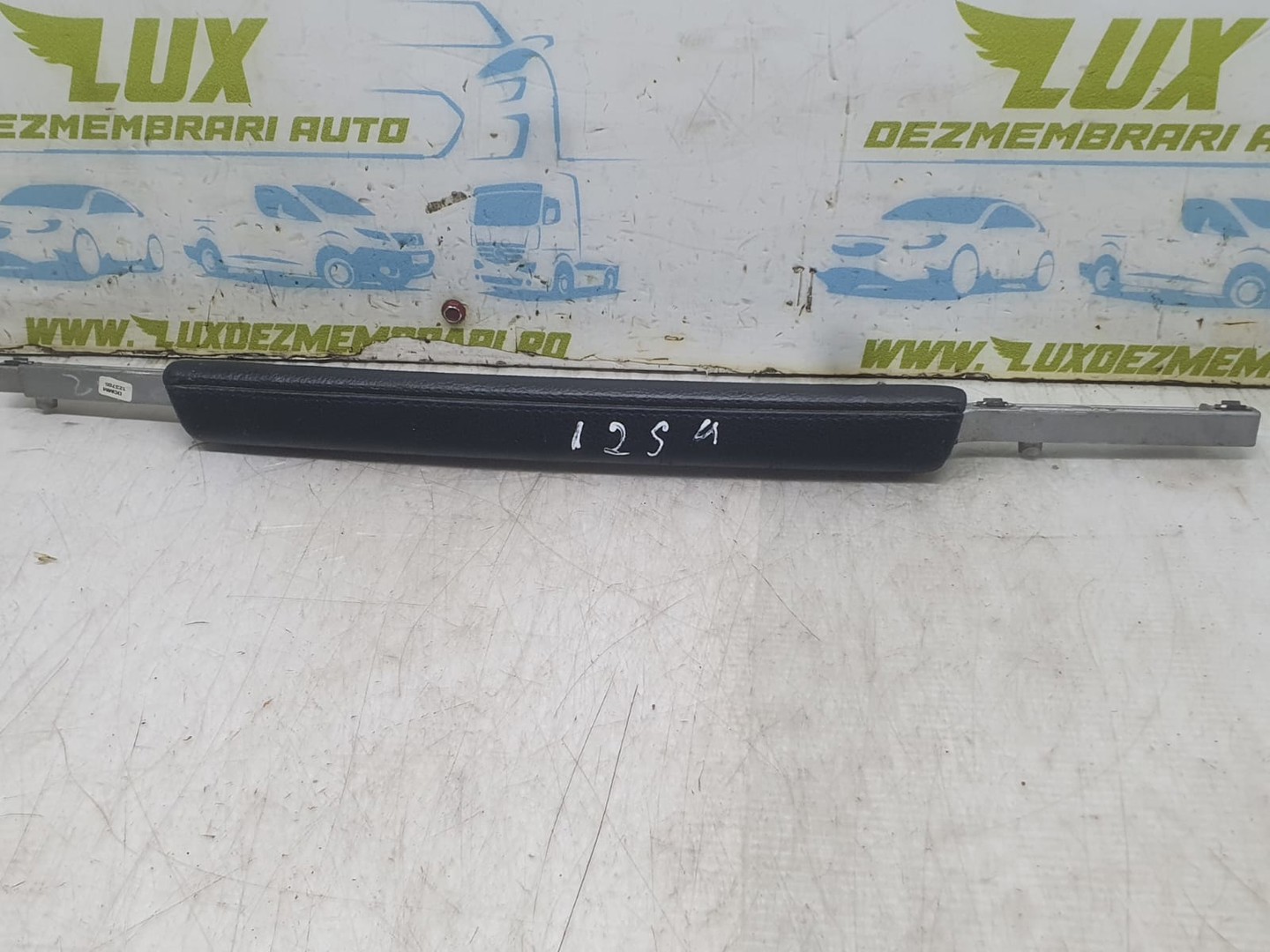 Ornament consola centrala P16876097 Mercedes Benz ML W164 (2005 - 2008)